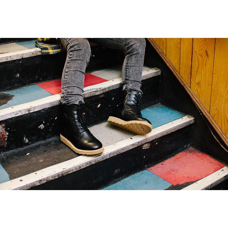 Rodney Black Leather Boot